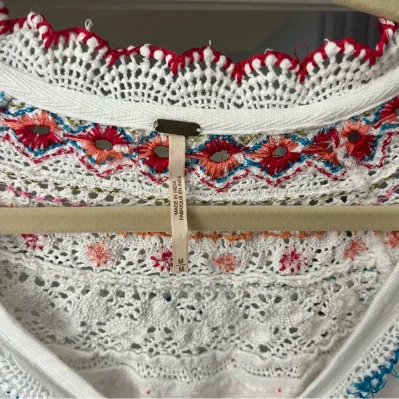 Free People Siesta Fiesta Embroidered Boho Knit Top Peasant Henley Med - Picture 3 of 12